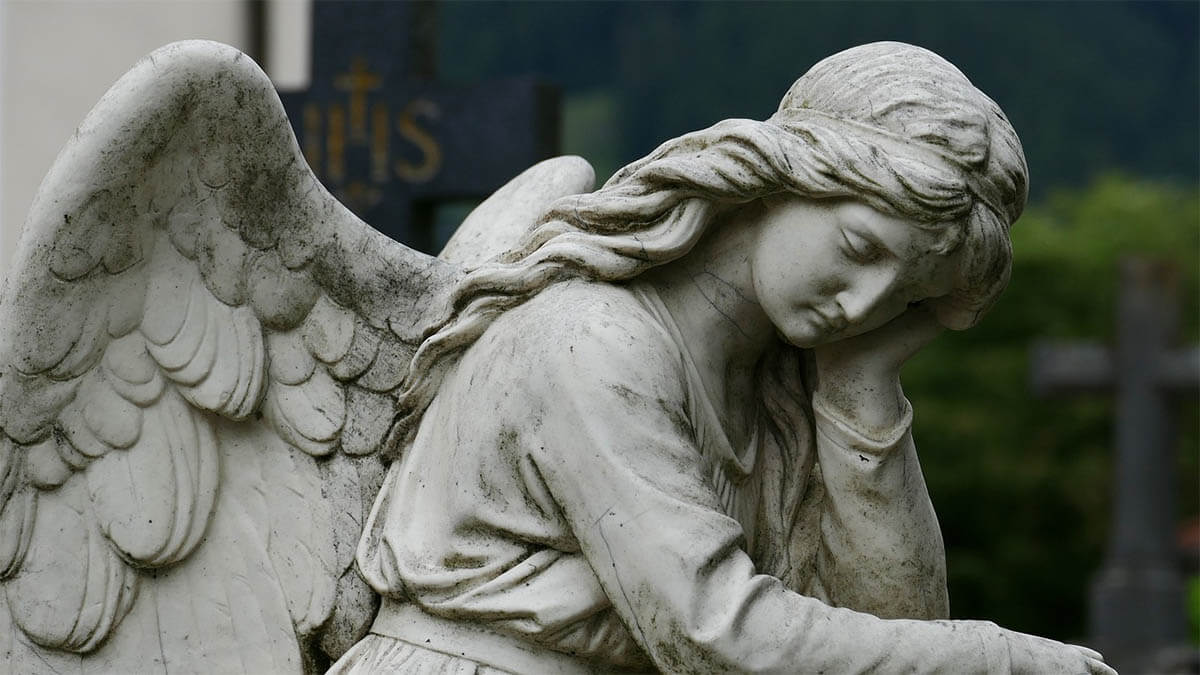 tod friedhof statue engel