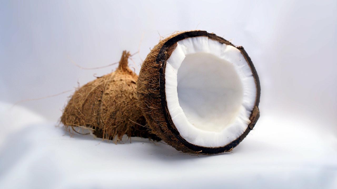 kokosnuss aufmachen