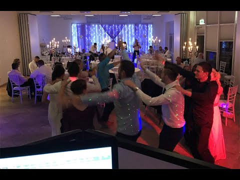 Grandios Hochzeit Feiern mit DJ Maikel aus Kiel Volle Tanzflächen Garantiert in Schleswig Holstein