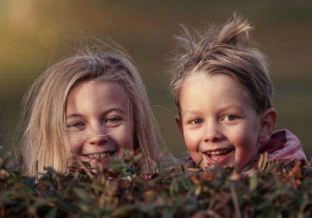 kinder lachen
