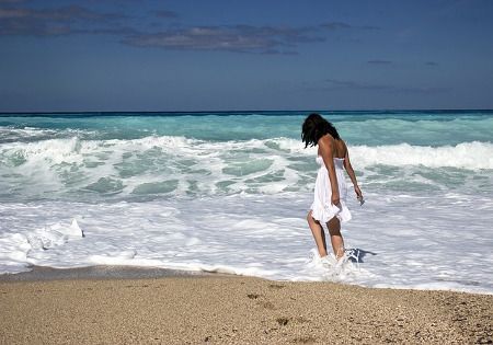 frau-strand-meer