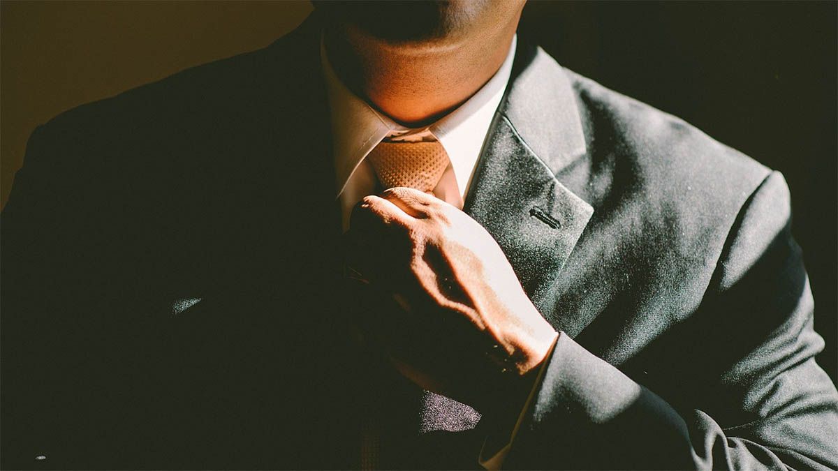 Umgangsformen und richtiges Auftreten fuer die Karriere umgangsformen karriere