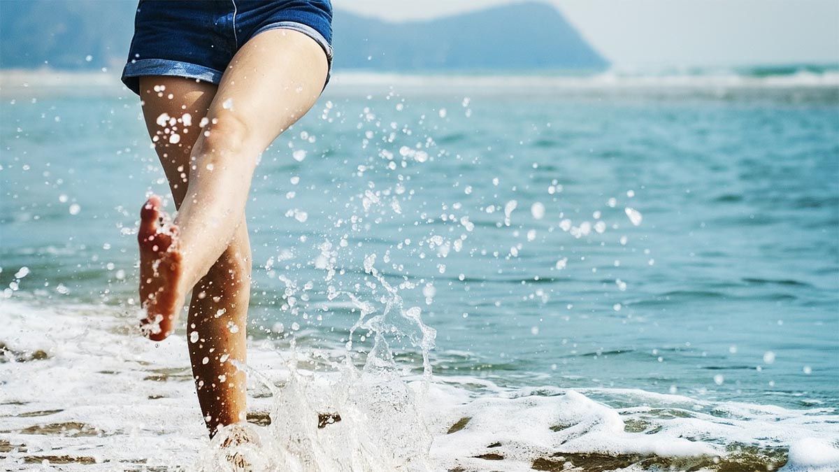 strand-spazieren-wellen