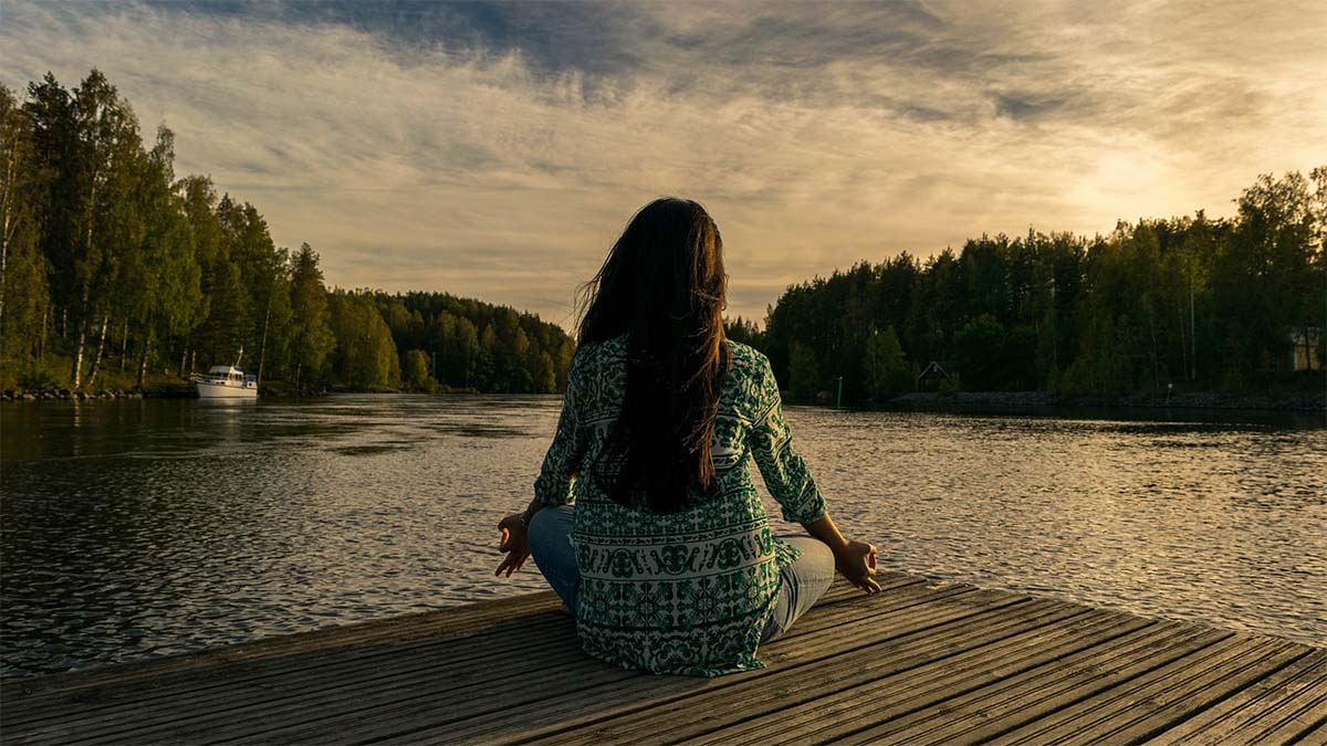 entspannen-yoga-sonnenuntergang,jpg