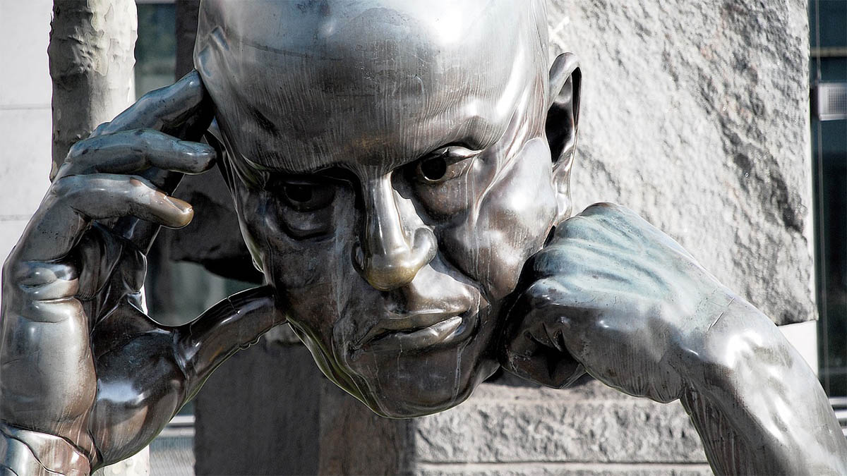 statue-gruebeln-denken