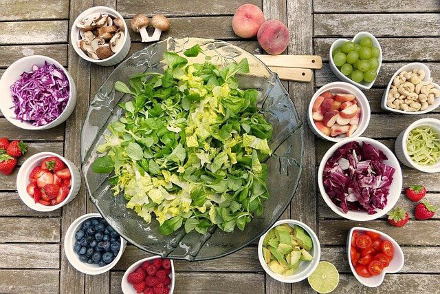 fruechte salat beeren klein