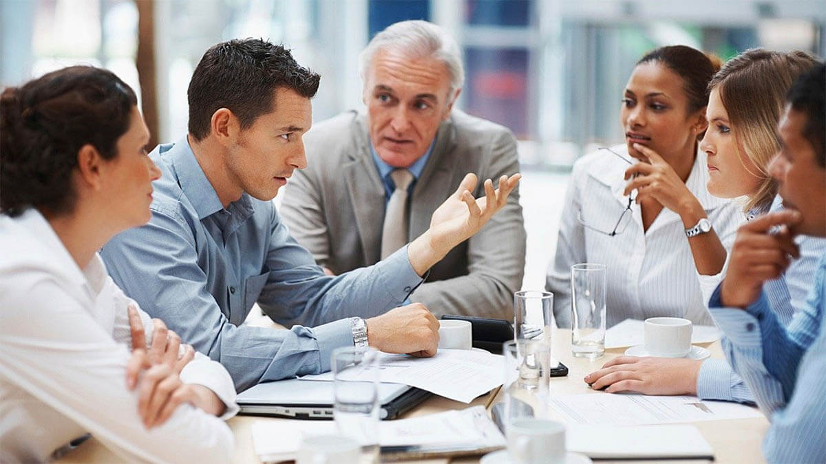 business-meeting-konflikt