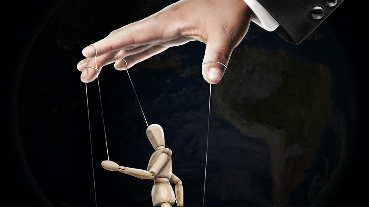Manipulation - und wie ich mich davor schützen kann marionette-manipulation