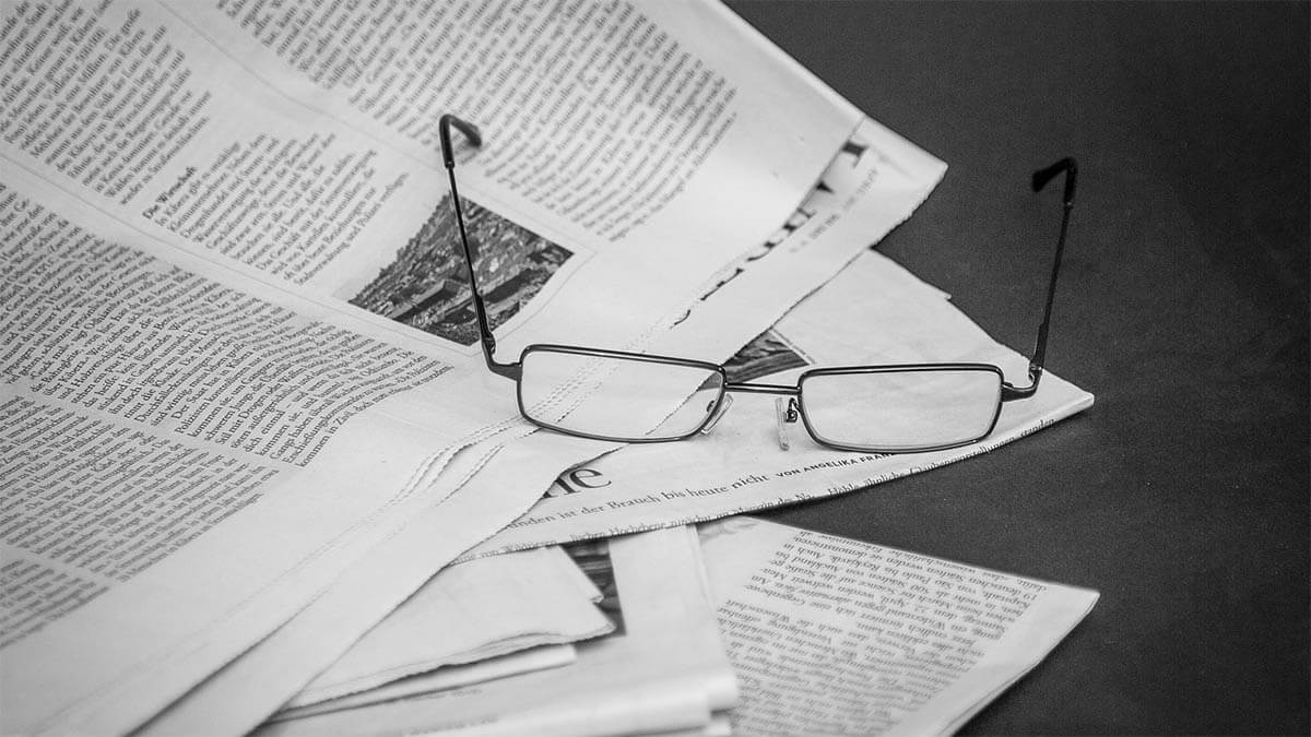 zeitung brille