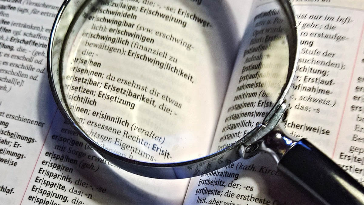 woerterbuch-duden-lupe