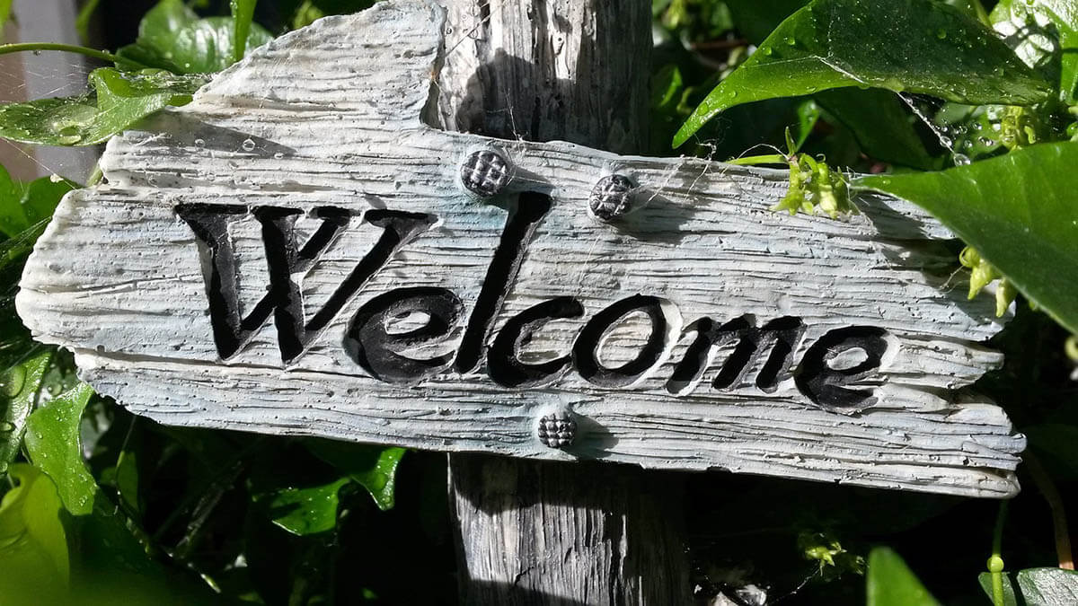 Wie kann man mit seinem Garten Geld verdienen? garten-welcome-schild