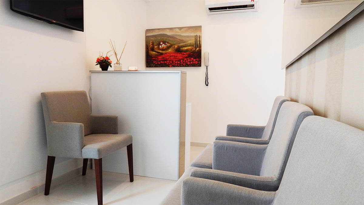 wartezimmer-sitzplaetze