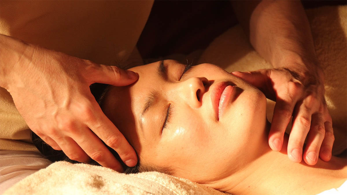 japanische-akupressur-shiatsu