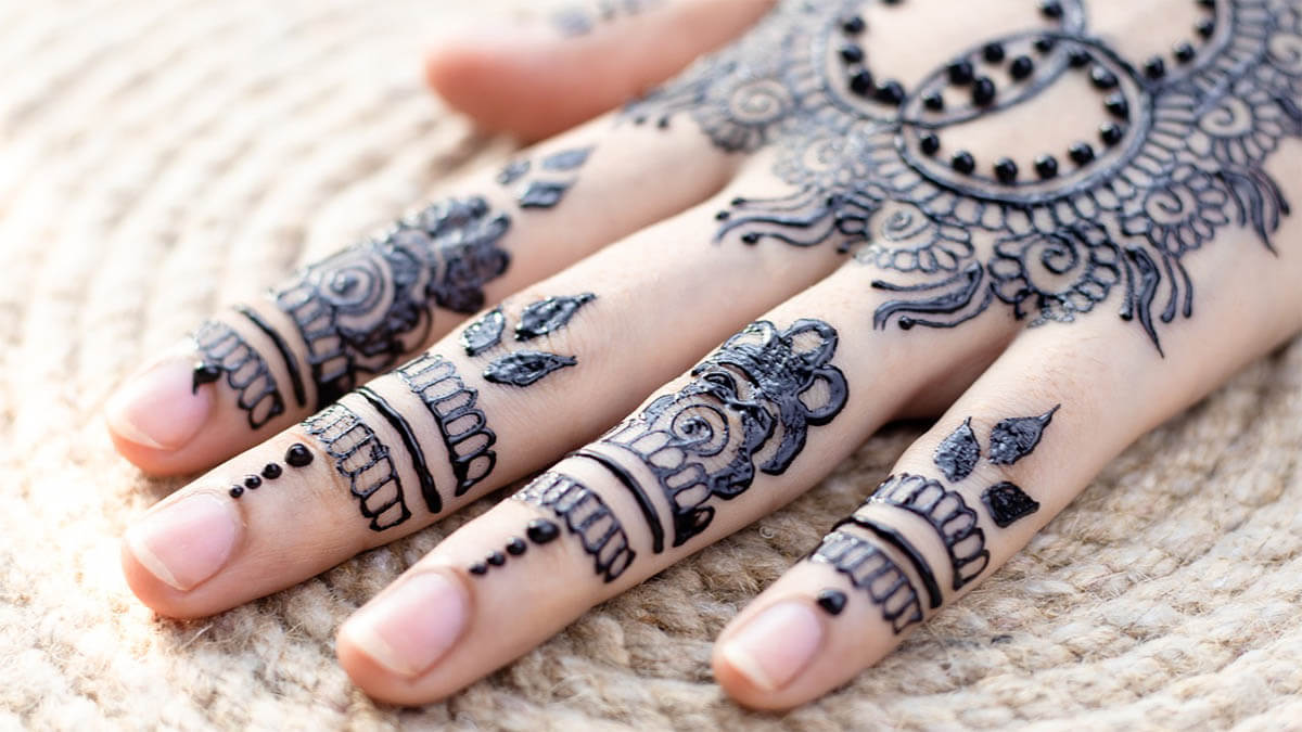 koerperschmuck henna an