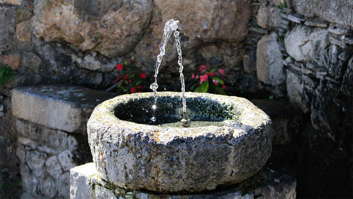 brunnen an
