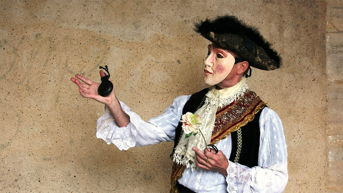 kuenstler-kostuem